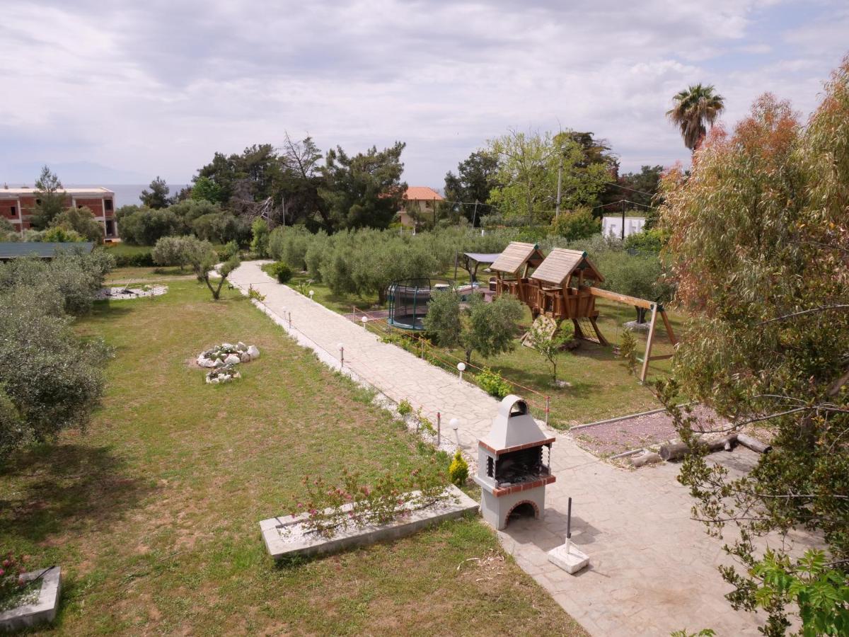 Agios Mamas Resort Nea Poteidaia Buitenkant foto