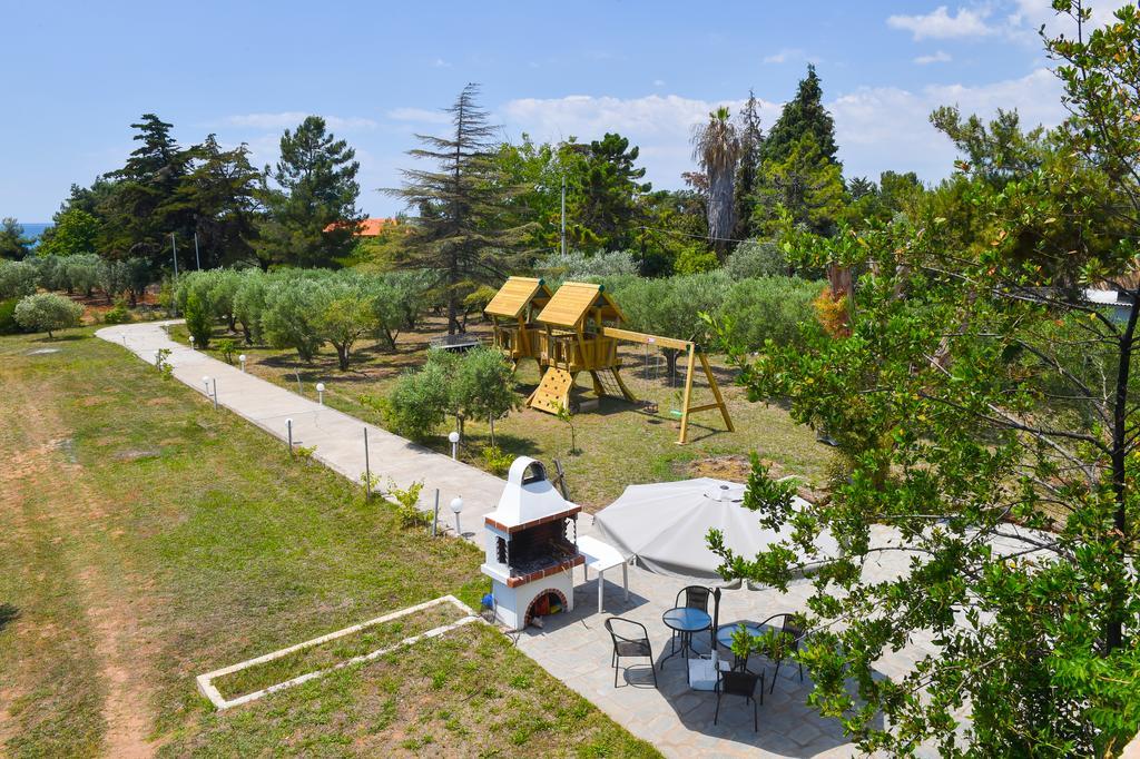 Agios Mamas Resort Nea Poteidaia Buitenkant foto